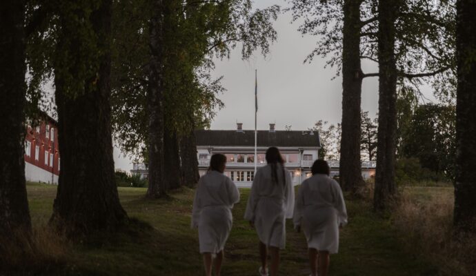 Ulvsby Mansion Sunne Varmland After Swim 4 web L Photo Karl&Moa 22